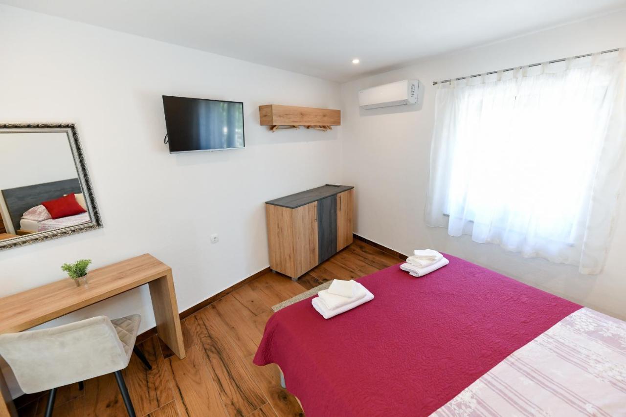 Holiday Home Skevini Dvori Starigrad Paklenica Zewnętrze zdjęcie