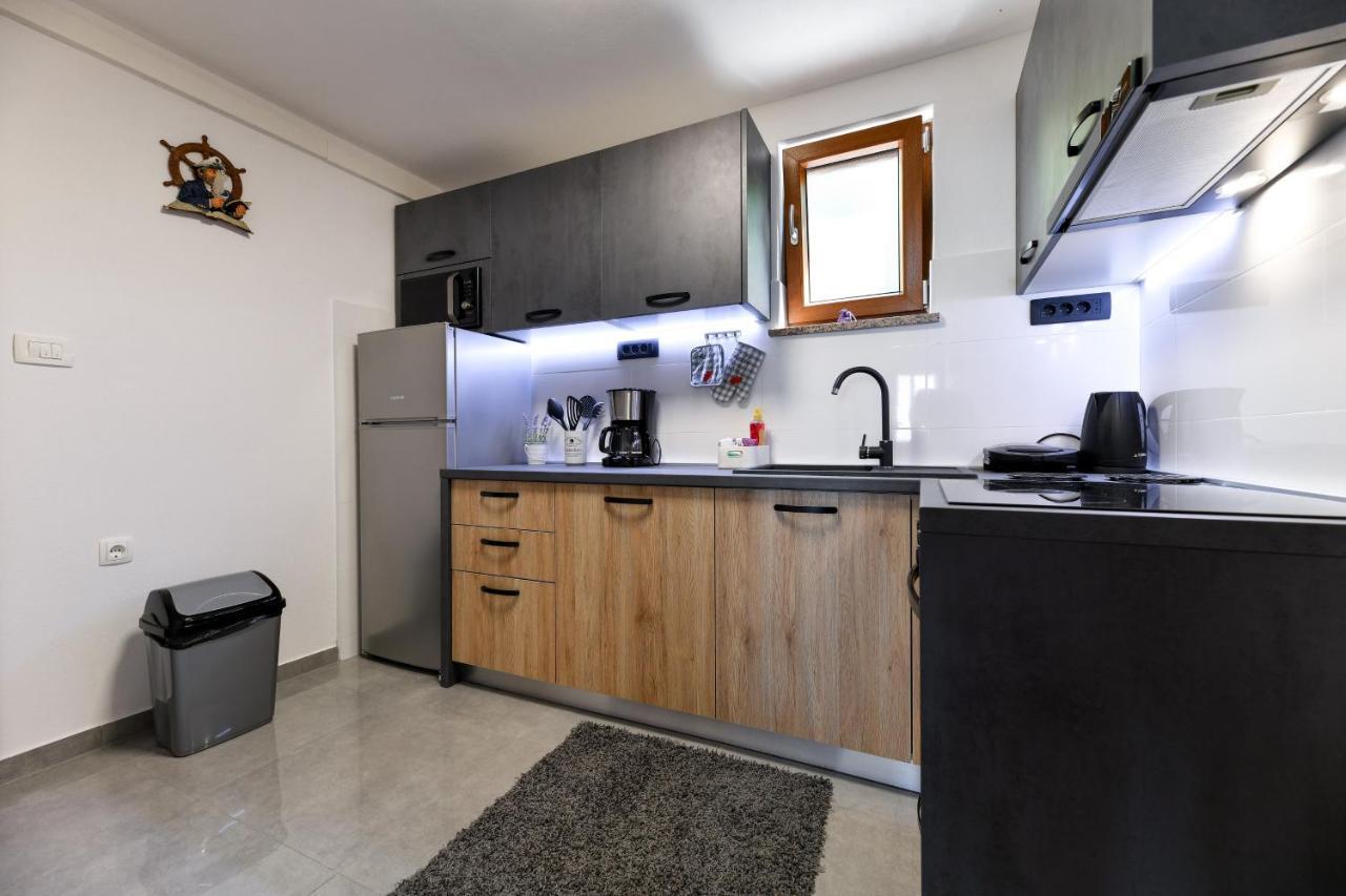 Holiday Home Skevini Dvori Starigrad Paklenica Zewnętrze zdjęcie